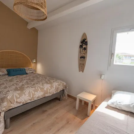 Holiday home Mazet Renove Pres Plage, Centre, Commerces, 6 Pers, Piscine, Clim, Terrasse, Parking, Petit Garage - Fr-1-677-56 *