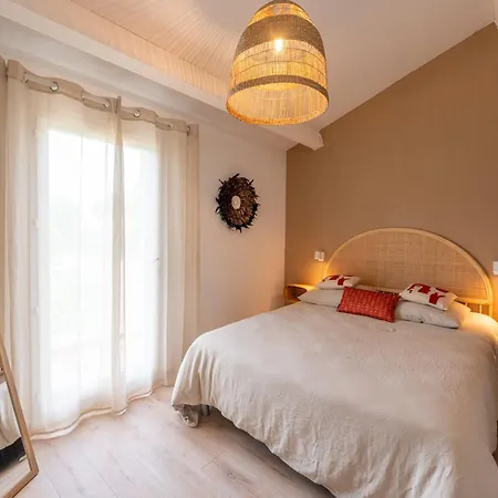 Mazet Renove Pres Plage, Centre, Commerces, 6 Pers, Piscine, Clim, Terrasse, Parking, Petit Garage - Fr-1-677-56 Holiday home